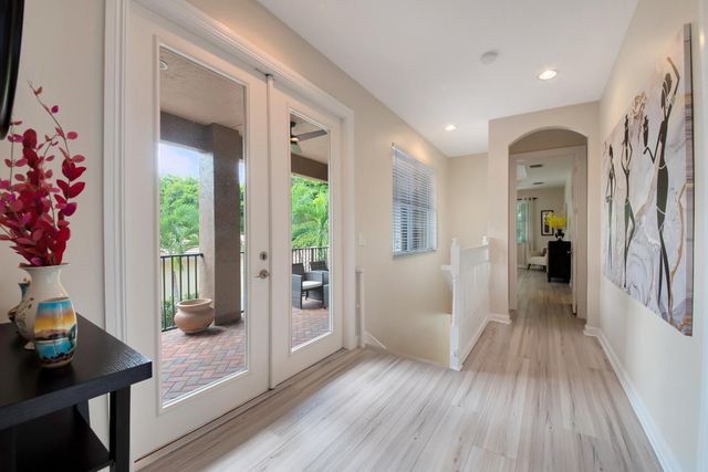 6874 Houlton Circle, Lake Worth, FL 33467