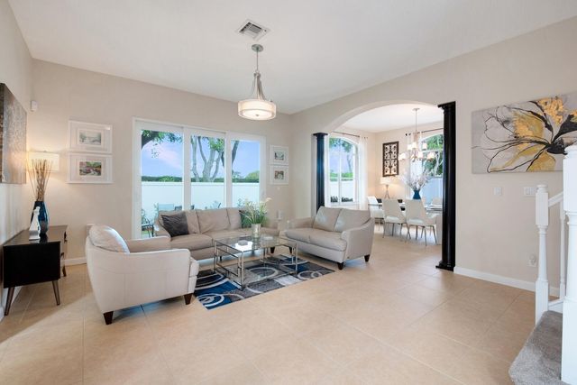 6874 Houlton Circle, Lake Worth, FL 33467