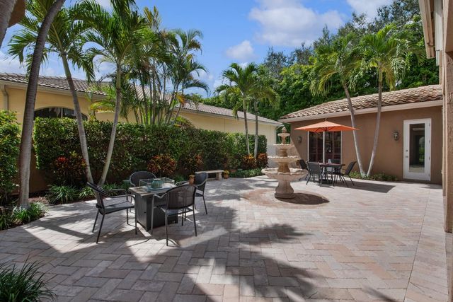 6874 Houlton Circle, Lake Worth, FL 33467