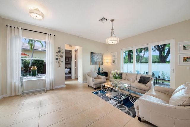 6874 Houlton Circle, Lake Worth, FL 33467