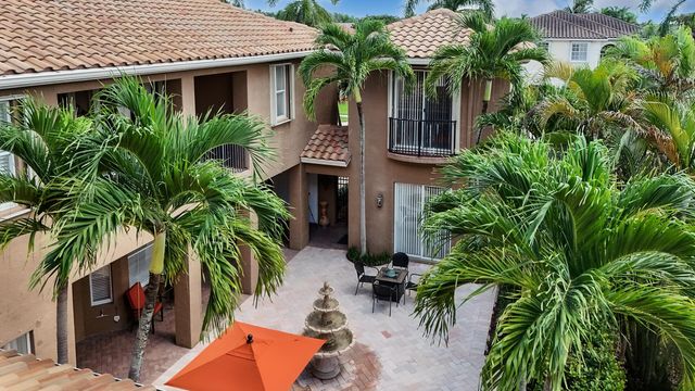 6874 Houlton Circle, Lake Worth, FL 33467