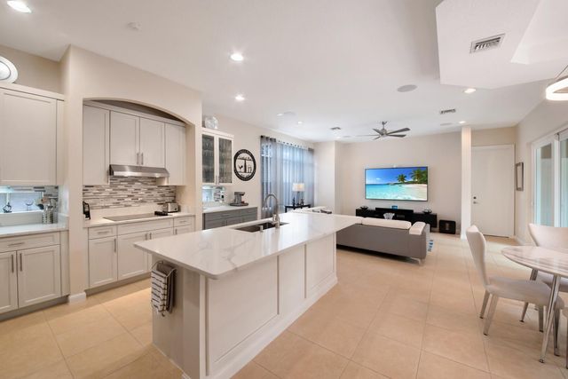 6874 Houlton Circle, Lake Worth, FL 33467