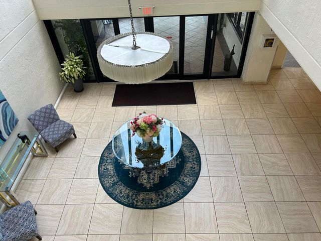 16300 GOLF CLUB Road 212, Weston, FL 33326