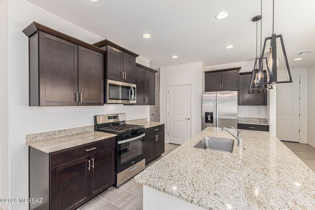 12600 E Caden Drive, Vail, AZ 85641