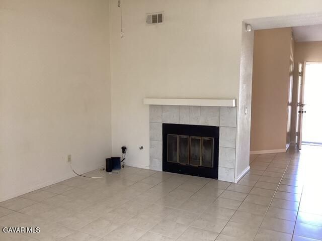 3522 W Avenue J2, Lancaster, CA 93536