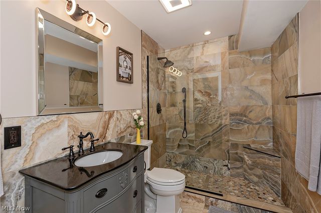 36627 Gladstone Mill Drive, North Ridgeville, OH 44039