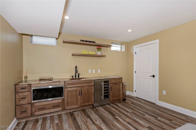 36627 Gladstone Mill Drive, North Ridgeville, OH 44039