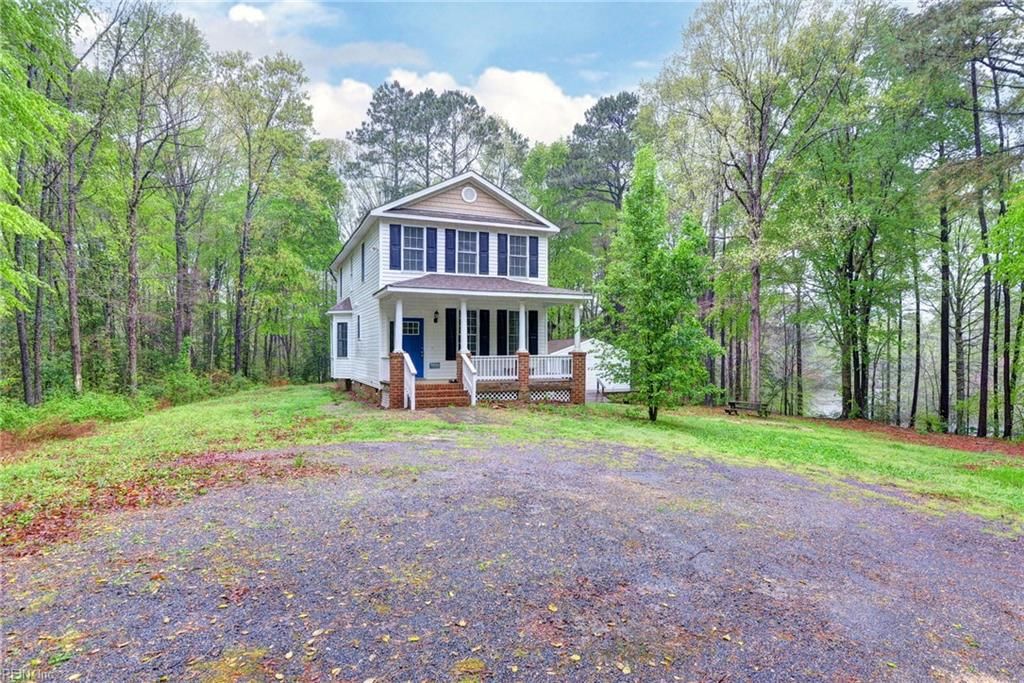 12786 Colonial TRL W, Surry, VA 23883