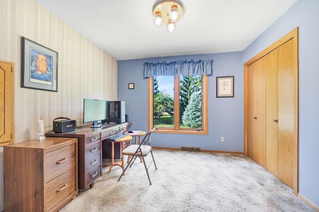 7120 Pagenkopf Road, Independence, MN 55359