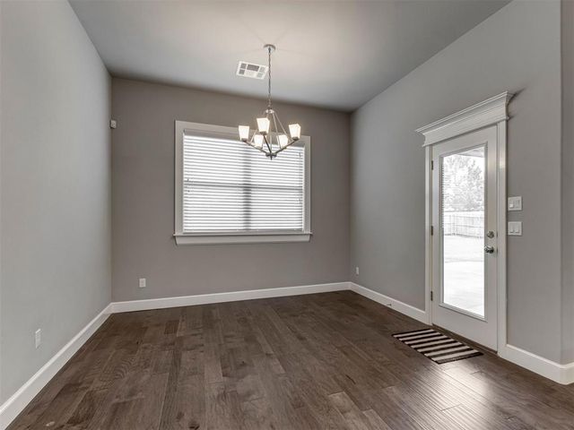 3337 Sage Brush Place, Yukon, OK 73099
