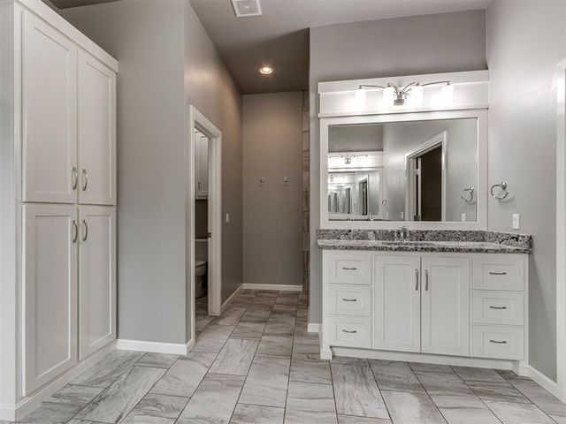 3337 Sage Brush Place, Yukon, OK 73099