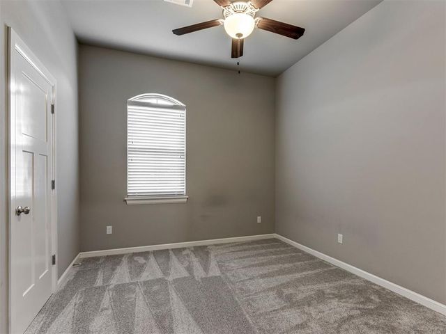 3337 Sage Brush Place, Yukon, OK 73099