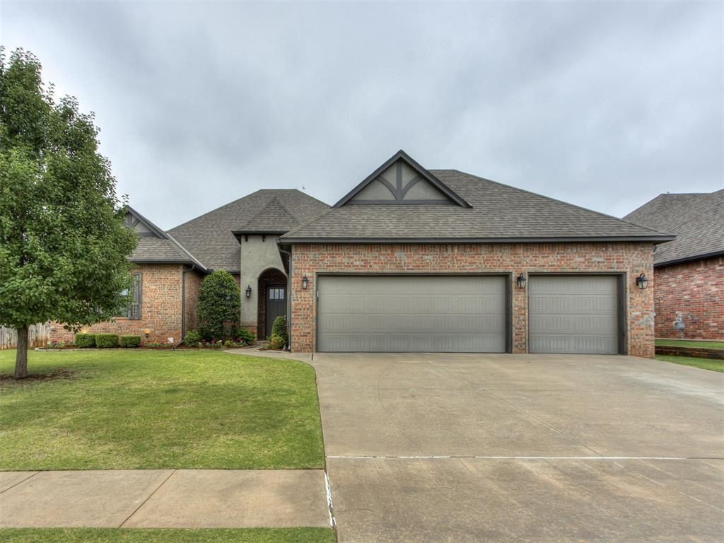 3337 Sage Brush Place, Yukon, OK 73099
