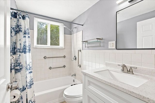 7 Endicott Street 3, Norwood, MA 02062
