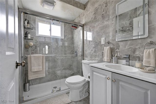 6014 Westbrook Drive, Brook Park, OH 44142