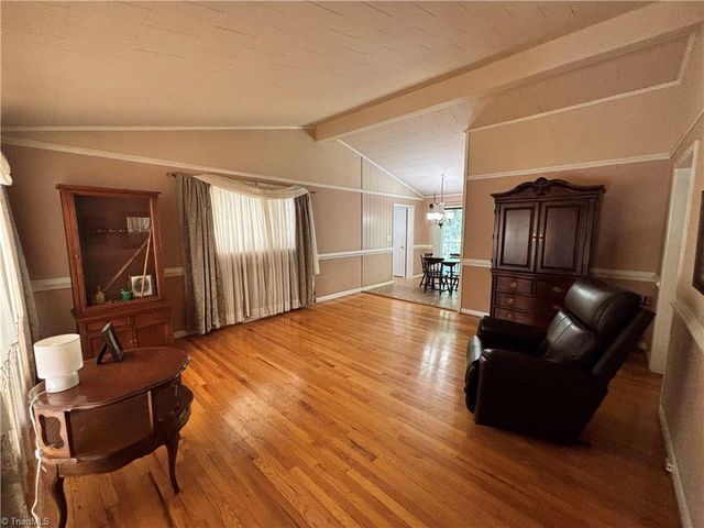 126 Lyn Avenue, Mount Airy, NC 27030