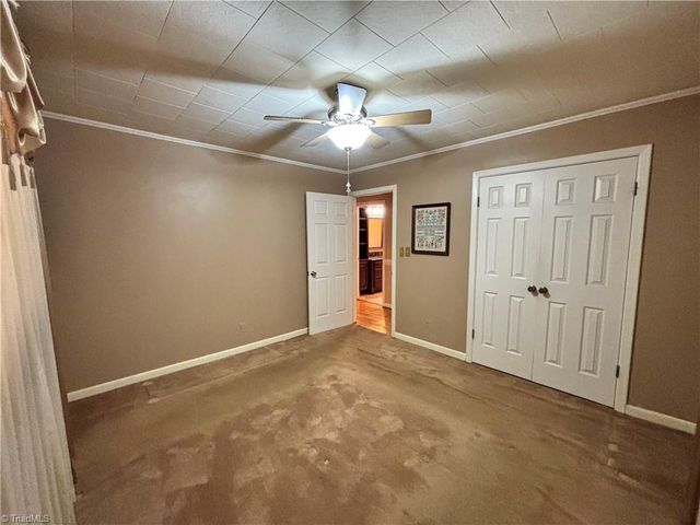 126 Lyn Avenue, Mount Airy, NC 27030
