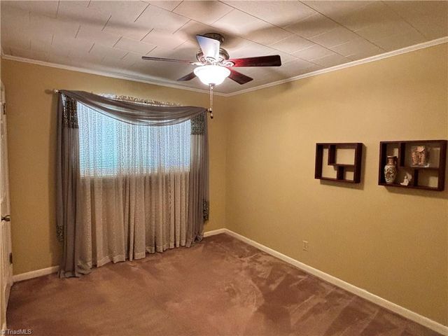 126 Lyn Avenue, Mount Airy, NC 27030