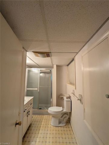 126 Lyn Avenue, Mount Airy, NC 27030