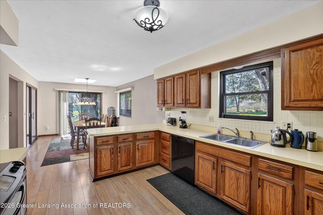 4857 Sycamore Street, Holt, MI 48842