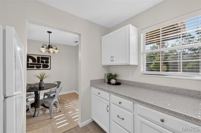 1712 Redbird Cove, Brentwood, MO 63144