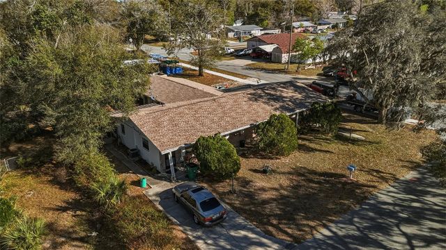 6112 & 6116 9TH STREET, Zephyrhills, FL 33542