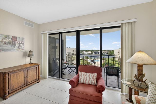 370 Golfview Road 503, North Palm Beach, FL 33408