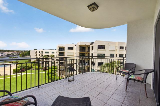 370 Golfview Road 503, North Palm Beach, FL 33408