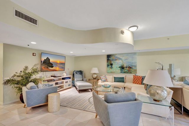 370 Golfview Road 503, North Palm Beach, FL 33408