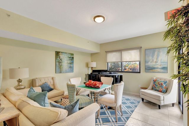 370 Golfview Road 503, North Palm Beach, FL 33408