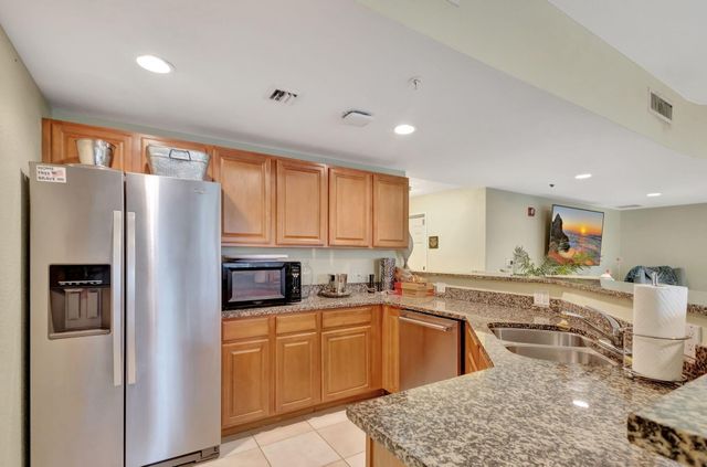 370 Golfview Road 503, North Palm Beach, FL 33408