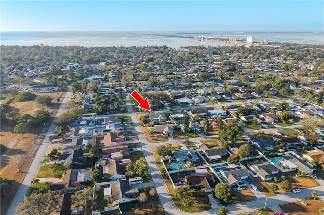 2541 60TH AVENUE S, St Petersburg, FL 33712