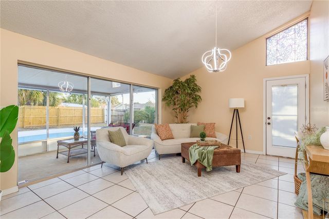 2541 60TH AVENUE S, St Petersburg, FL 33712