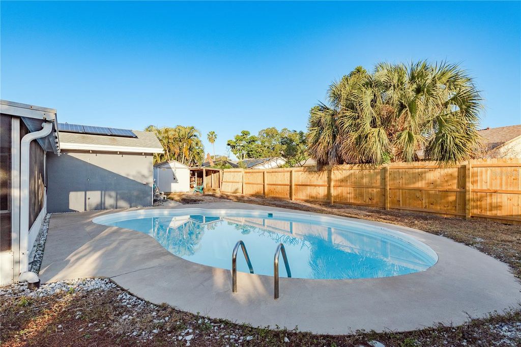 Image 36 of property listing at 2541 60TH AVENUE S, St Petersburg, FL 33712