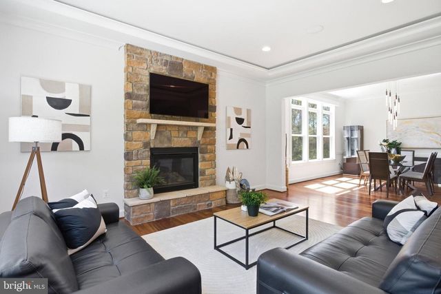 3529 BARKLEY DR, Fairfax, VA 22031