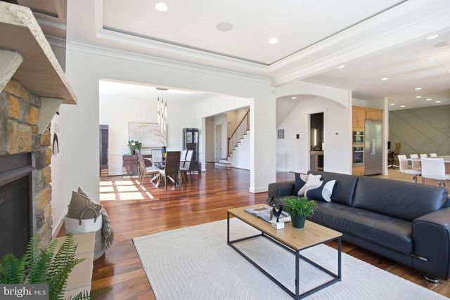 3529 BARKLEY DR, Fairfax, VA 22031