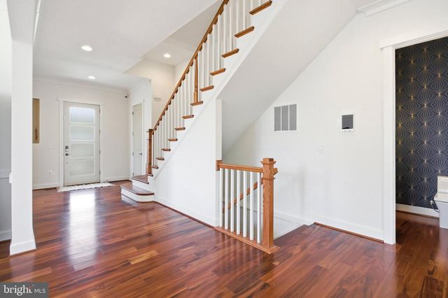 3529 BARKLEY DR, Fairfax, VA 22031