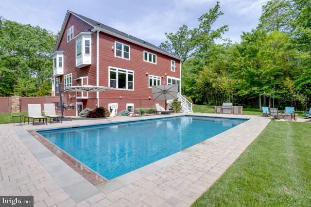 3529 BARKLEY DR, Fairfax, VA 22031