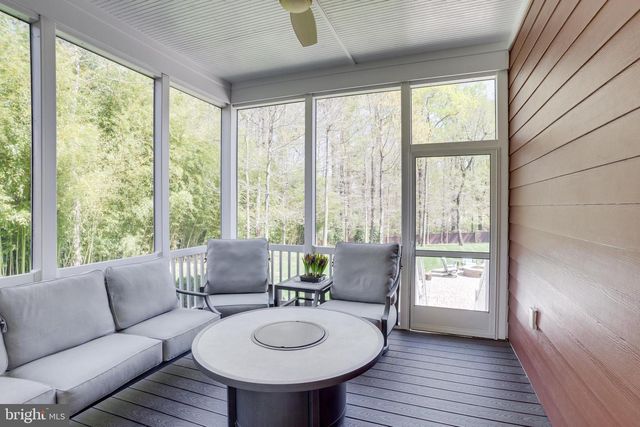3529 BARKLEY DR, Fairfax, VA 22031