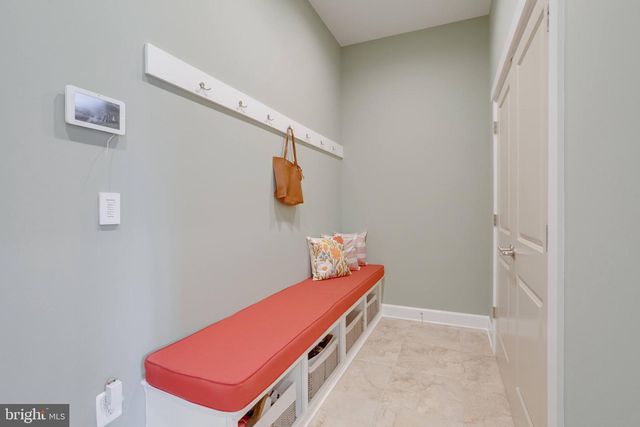 3529 BARKLEY DR, Fairfax, VA 22031