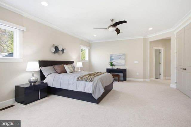 3529 BARKLEY DR, Fairfax, VA 22031