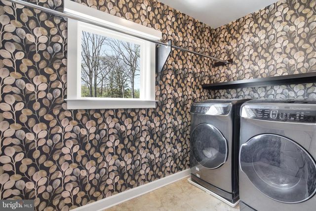 3529 BARKLEY DR, Fairfax, VA 22031