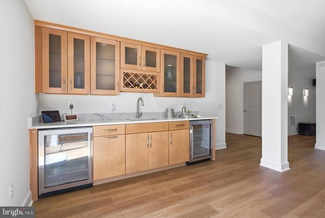 3529 BARKLEY DR, Fairfax, VA 22031