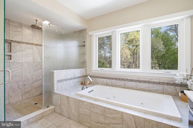 3529 BARKLEY DR, Fairfax, VA 22031