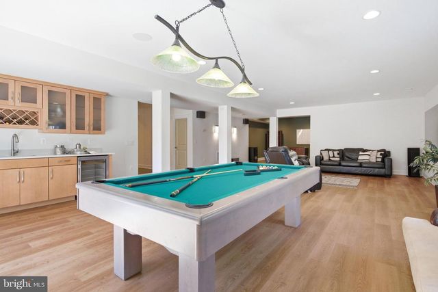 3529 BARKLEY DR, Fairfax, VA 22031