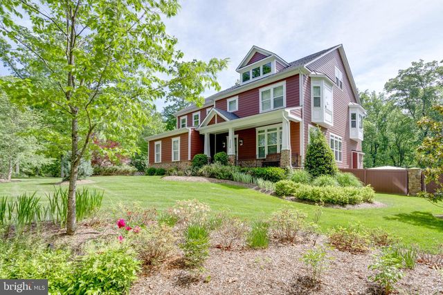 3529 BARKLEY DR, Fairfax, VA 22031