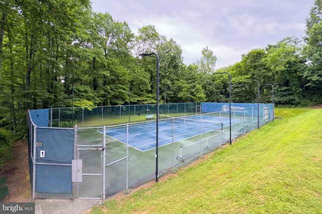 3529 BARKLEY DR, Fairfax, VA 22031