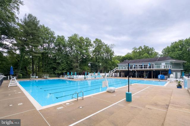 3529 BARKLEY DR, Fairfax, VA 22031