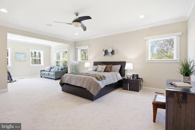 3529 BARKLEY DR, Fairfax, VA 22031