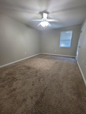 5496 Monterrey Road, Crestview, FL 32539